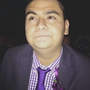 Meet your Posher, Eliseo